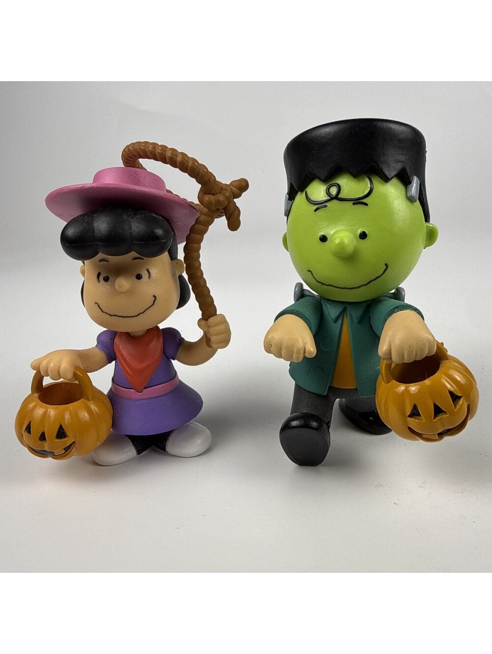 Just Play Peanuts Halloween Figures Lucy Cowgirl Charlie Frankenbrown 2pc Lot